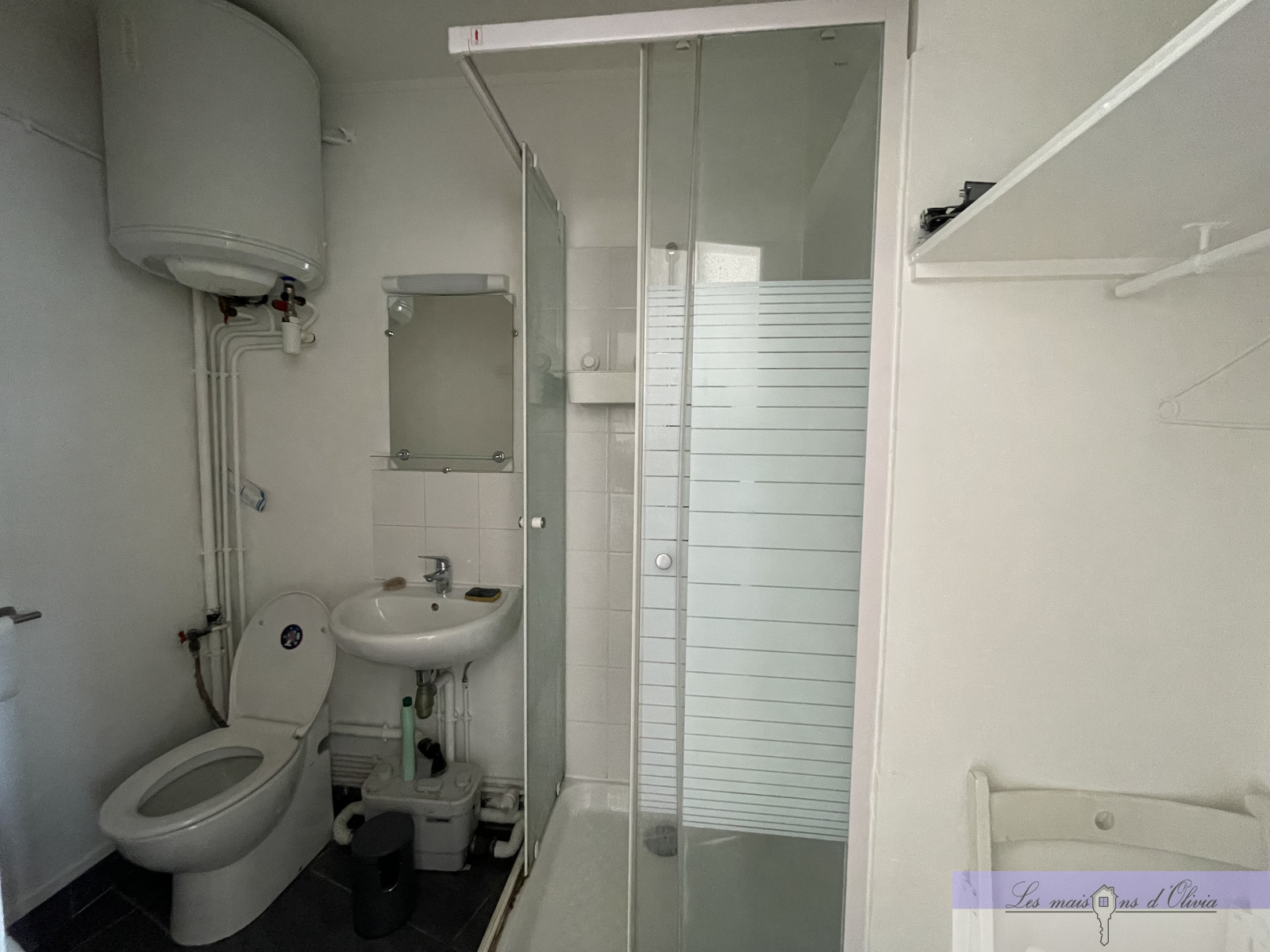 Image_10, Studio, Paris, ref :94370304