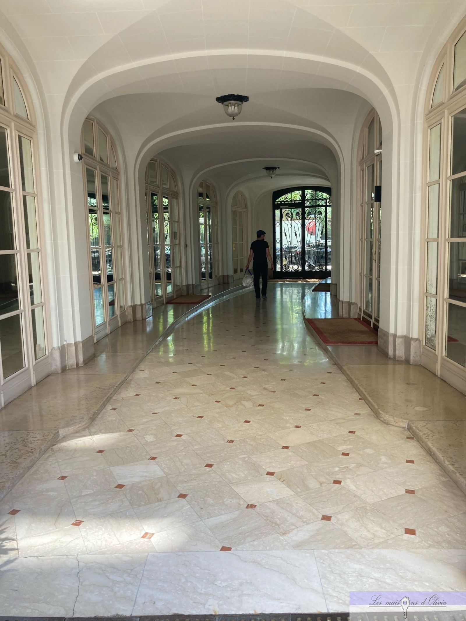 Image_3, Studio, Paris, ref :94370304