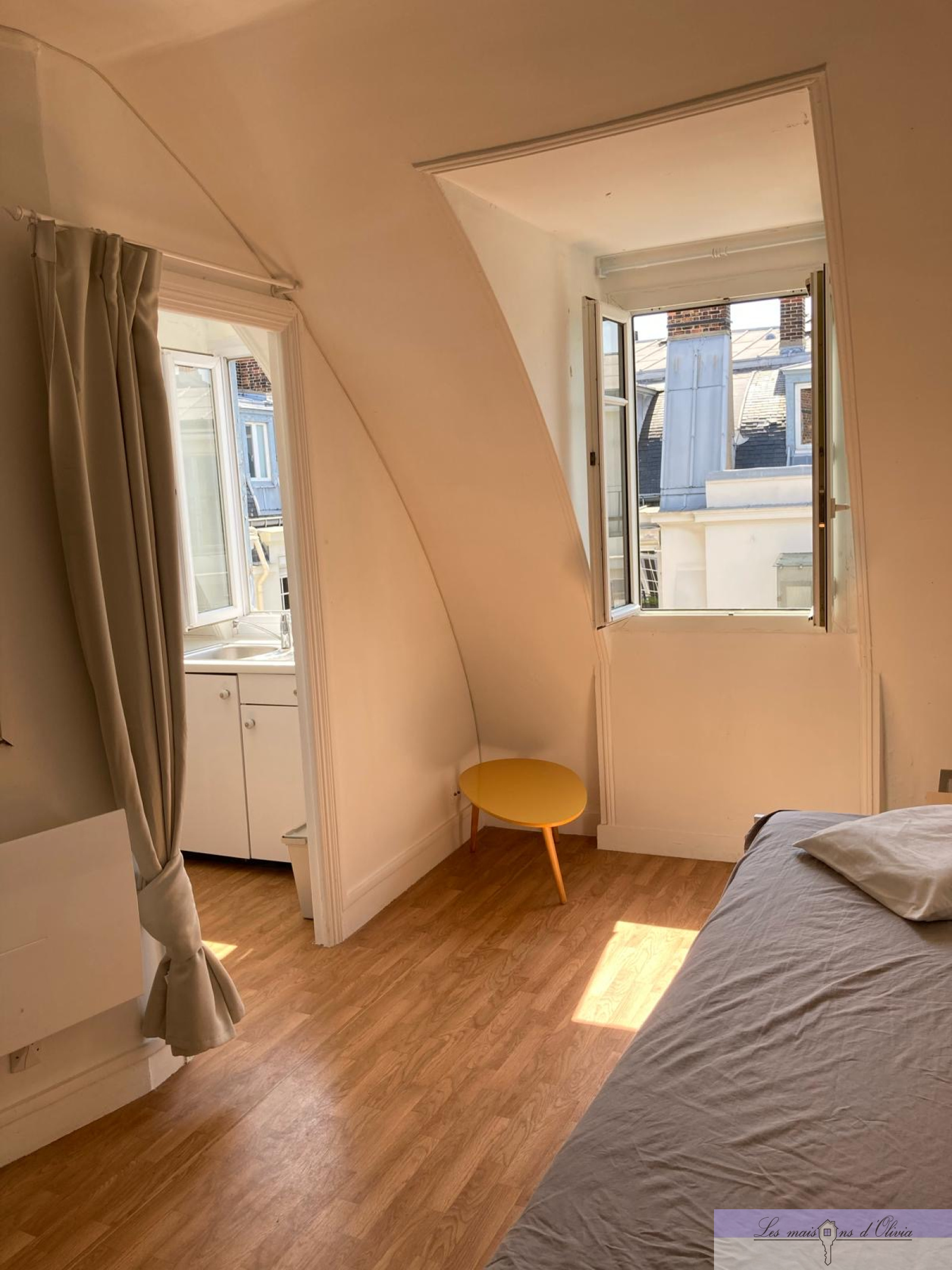 Image_5, Studio, Paris, ref :94370304